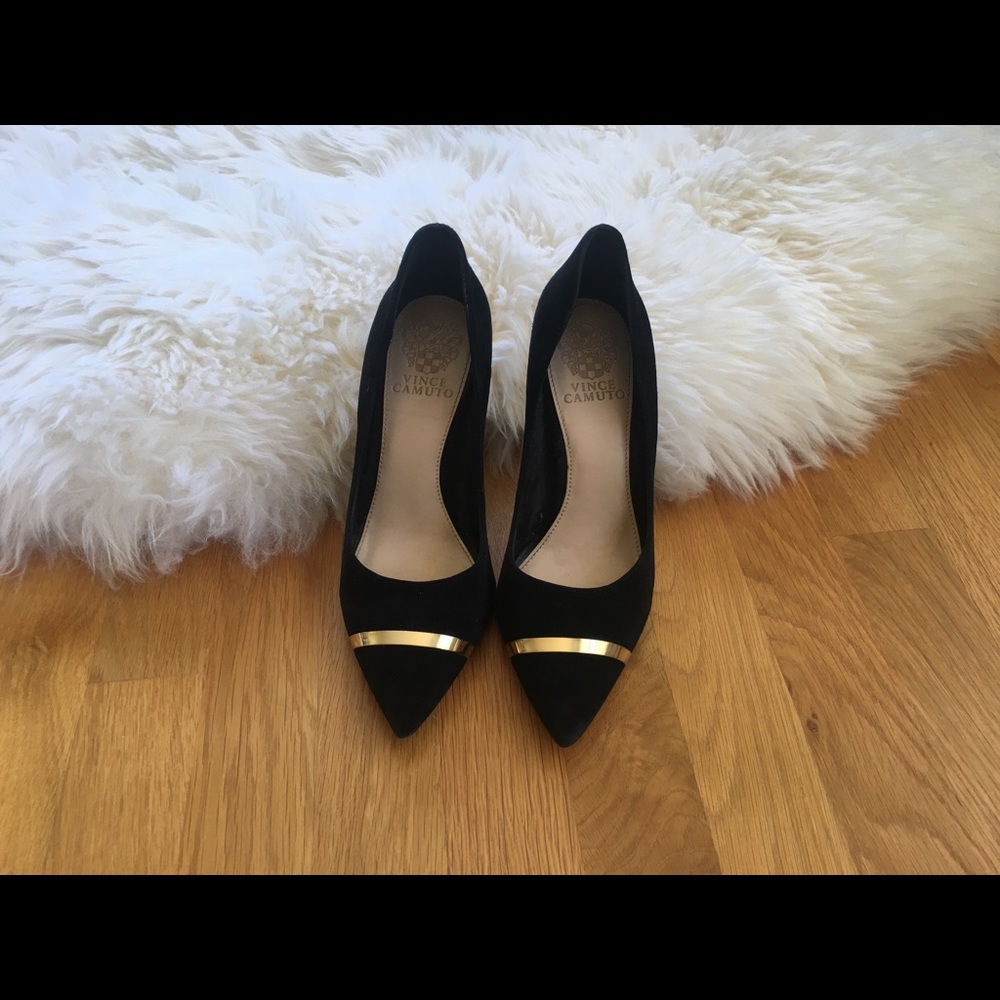 Vince Camuto Pumps